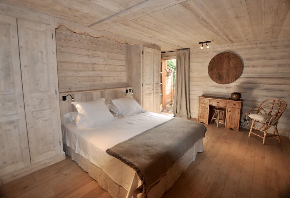 Le Cerf Amoureux Chalet Prive & Spa 萨莱切 外观 照片