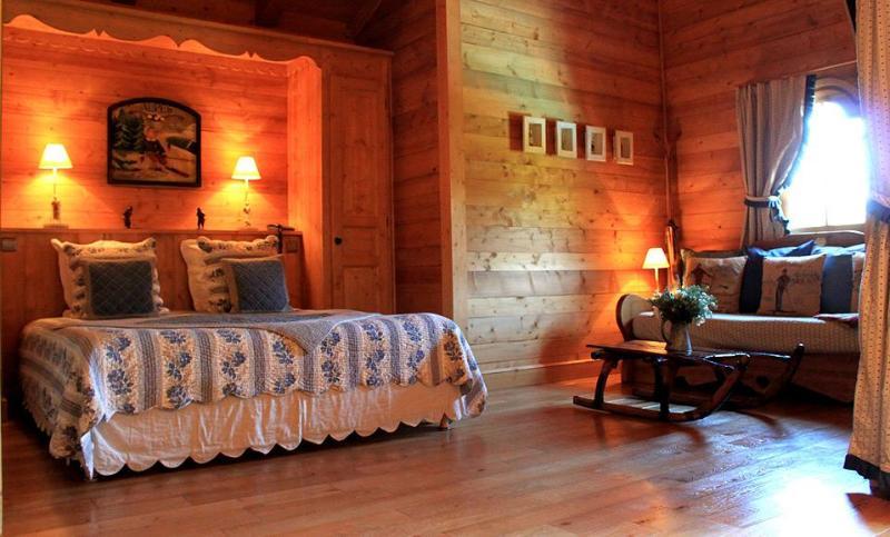 Le Cerf Amoureux Chalet Prive & Spa 萨莱切 外观 照片