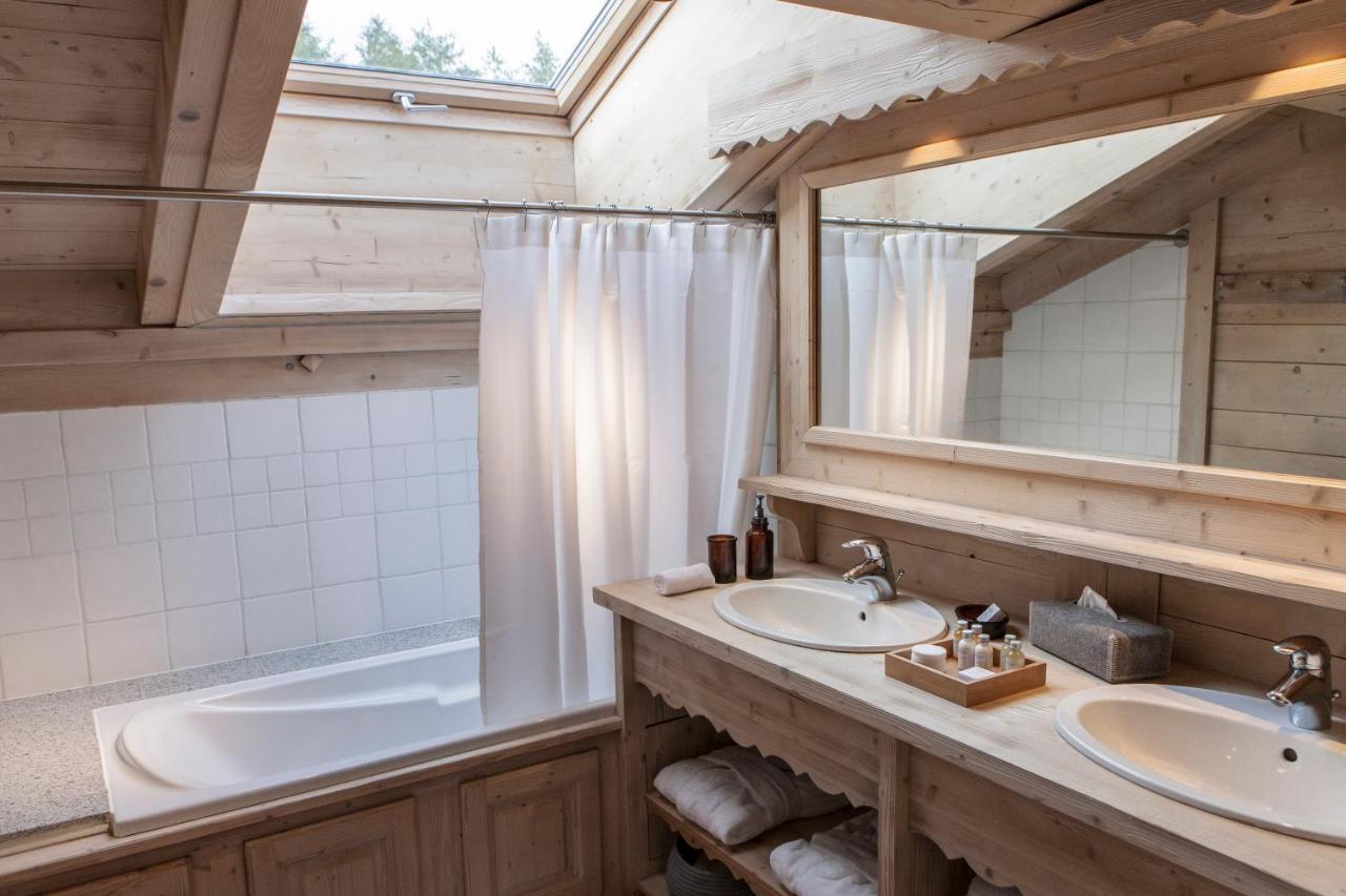 Le Cerf Amoureux Chalet Prive & Spa 萨莱切 外观 照片