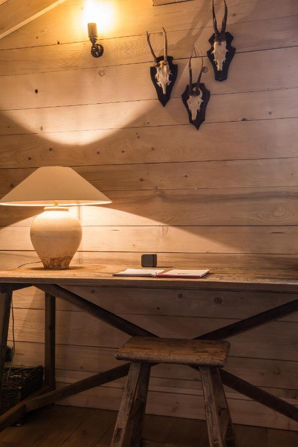Le Cerf Amoureux Chalet Prive & Spa 萨莱切 外观 照片