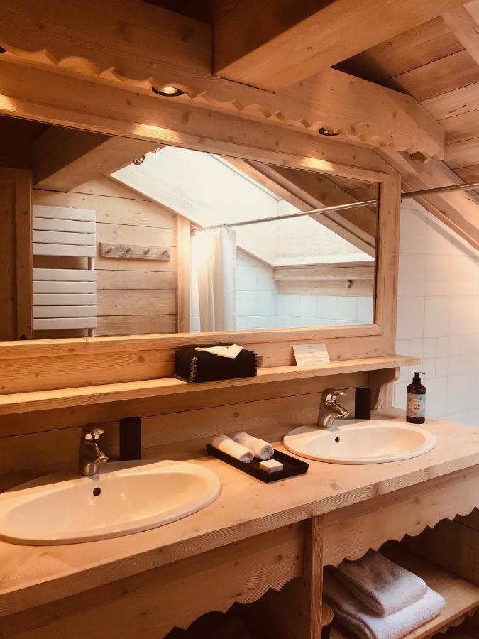 Le Cerf Amoureux Chalet Prive & Spa 萨莱切 外观 照片